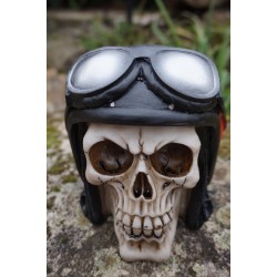 67053  FIGURINE TETE  DE MORT CRANE CASQUE MOTO HARLEY  GOTHIQUE  HEROIC FANTASY