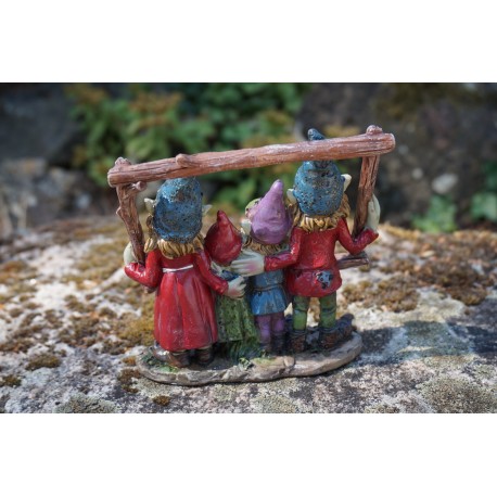 97231 FIGURINE FAMILLE TROLL DANS SON CADRE PIXIE ELFE