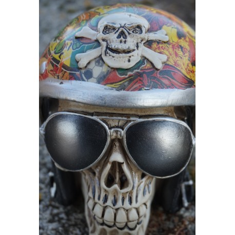 67109 TETE MORT  FIGURINE  CRANE   CASQUE  MOTO   HEROIC FANTASY  GOTHIQUE SKULL