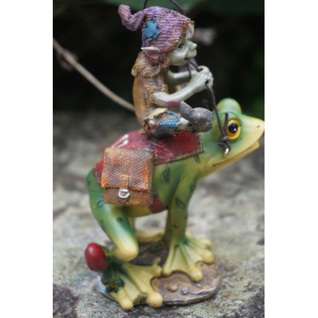 97121 D FIGURINE TROLL ELFE SUR  GRENOUILLE  ANIMAUX  PIXIE ELFE  PIXIES 