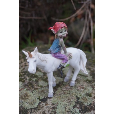 96163 A FIGURINE TROLL ELFE PIXIE AVEC LICORNE PIXIES FARFADET