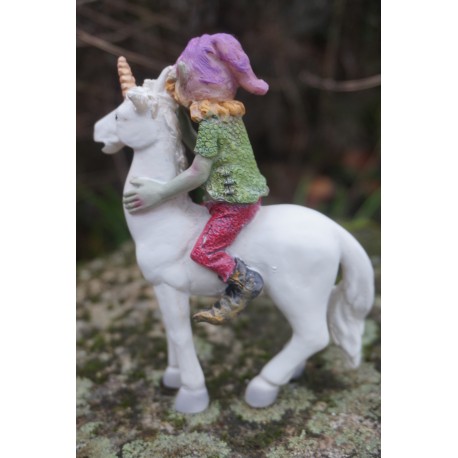 96163 B  FIGURINE TROLL ELFE PIXIE AVEC LICORNE PIXIES FARFADET